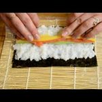 Смотреть как приготовить суши в домашних условиях
